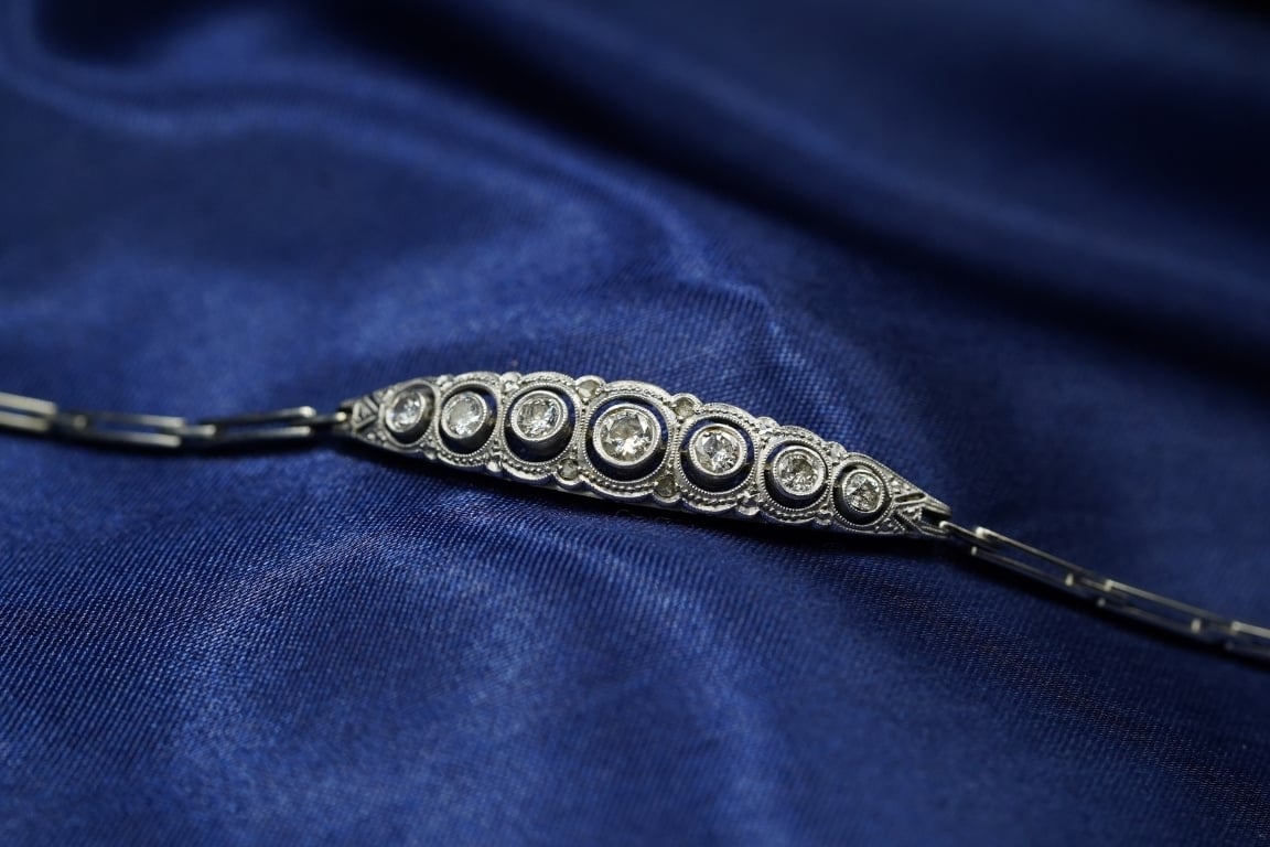 art deco armreif gold