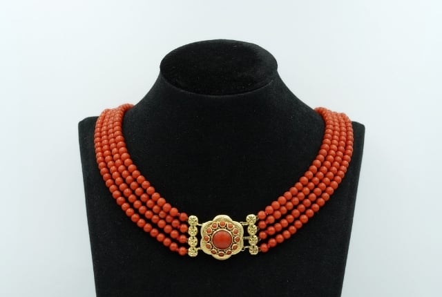 collier bloedkoraal taxeren