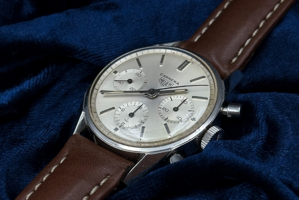 Vintage Heuer Carrera