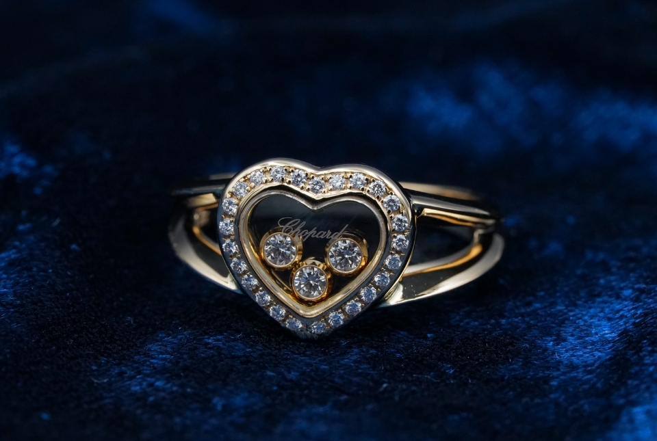 Geelgouden ring van Chopard uit de collectie Happy Diamonds